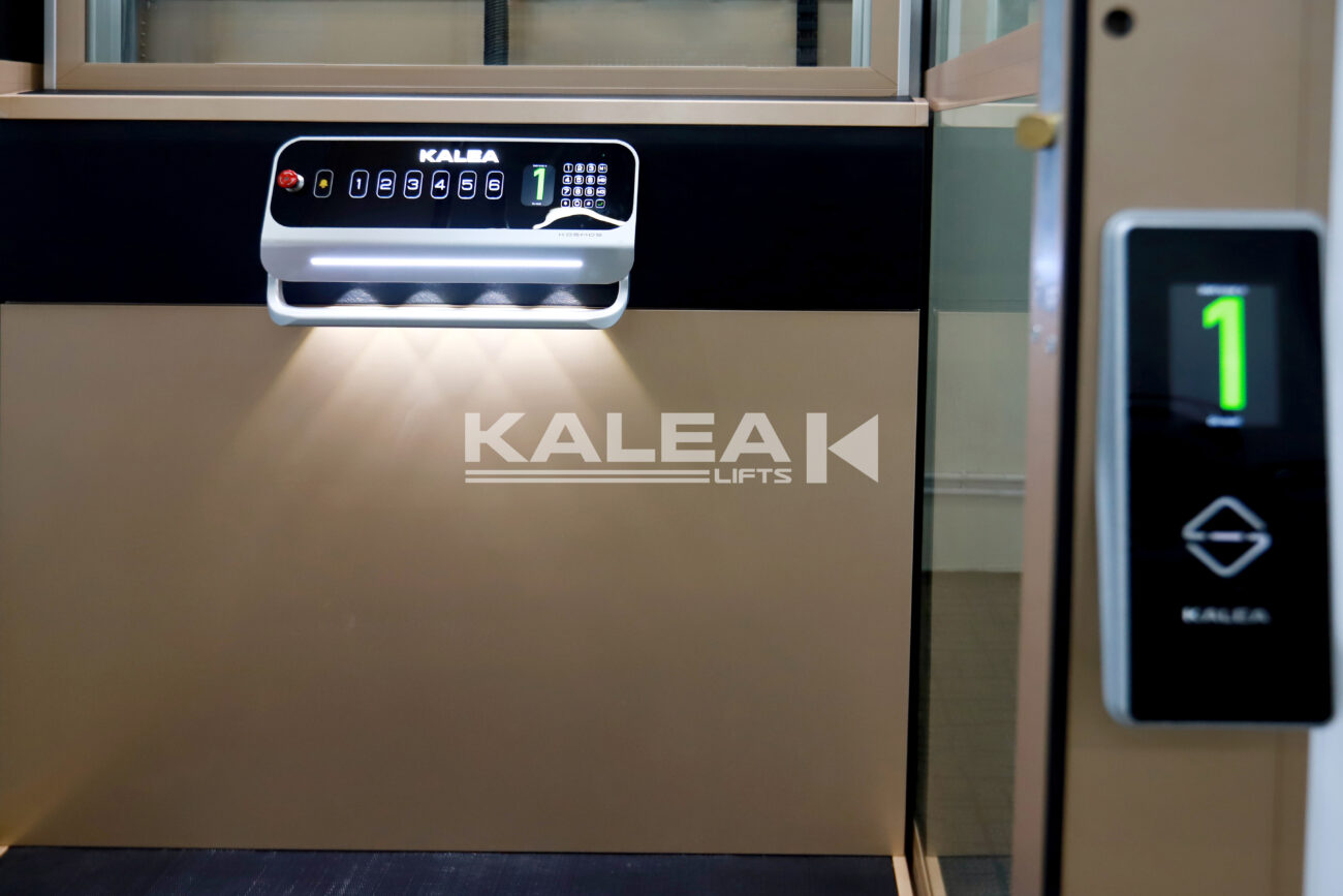 LOP WITH FLOOR LEVEL INDICATOR